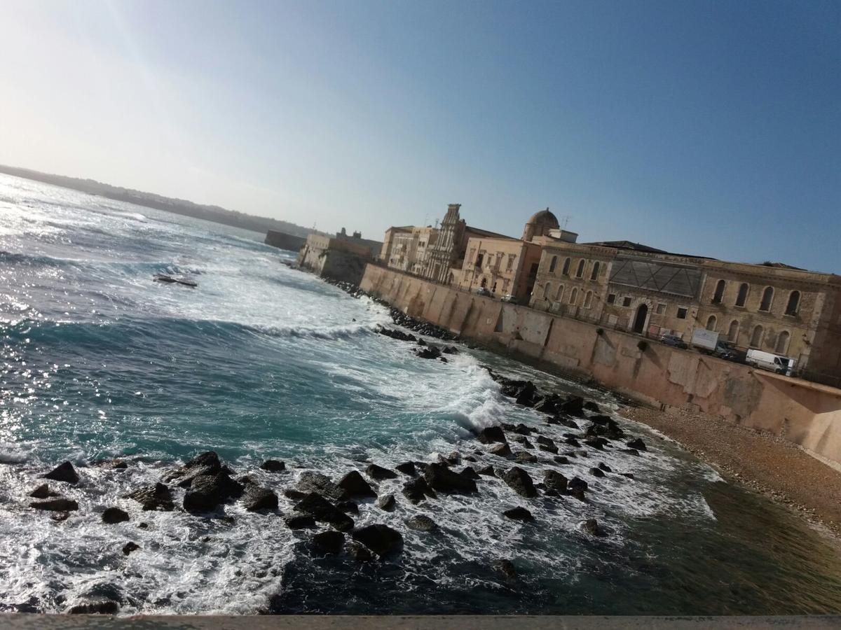 Ai Tintori Di Ortigia Villa Syracuse Exterior photo