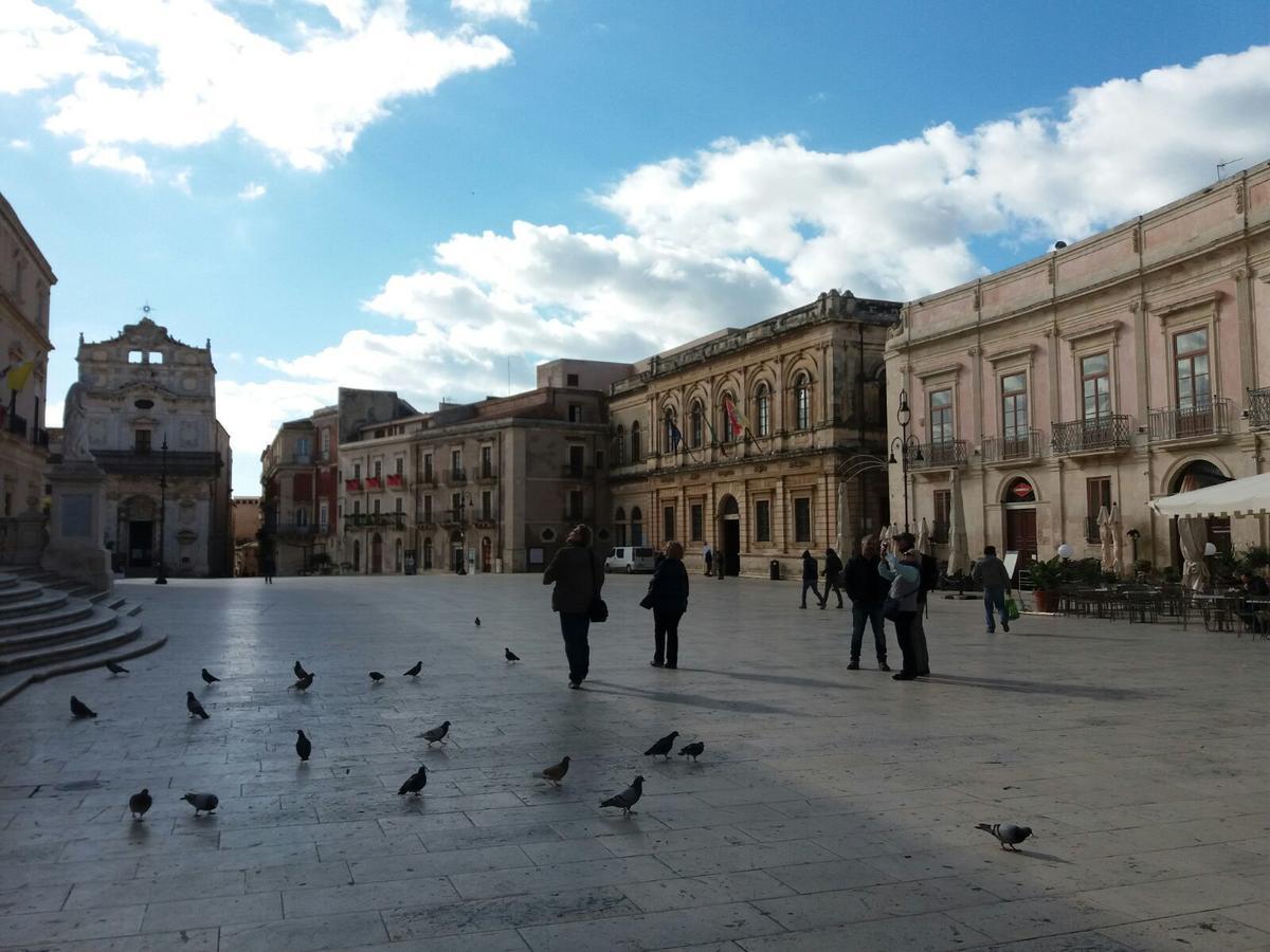 Ai Tintori Di Ortigia Villa Syracuse Exterior photo
