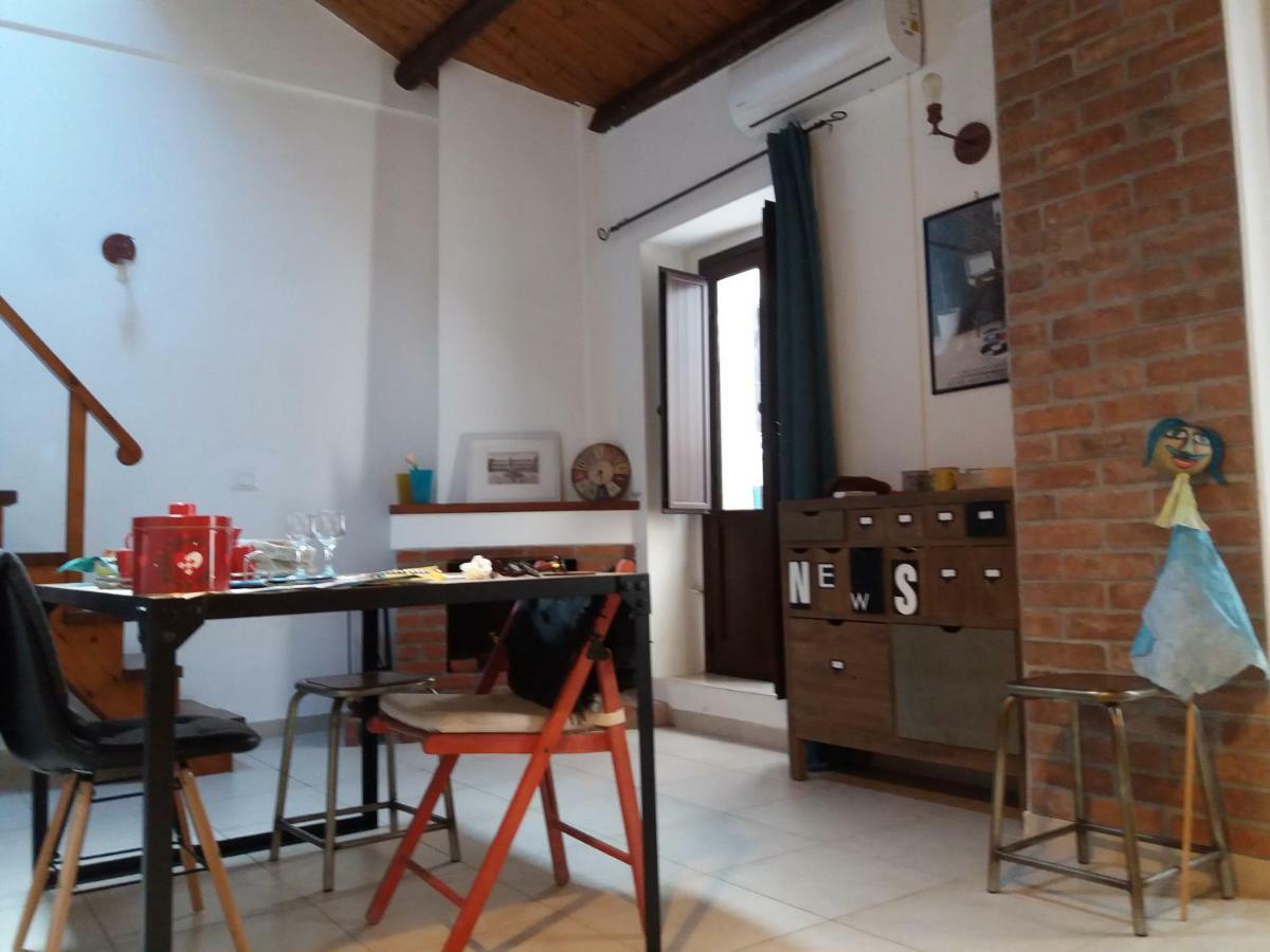 Ai Tintori Di Ortigia Villa Syracuse Exterior photo